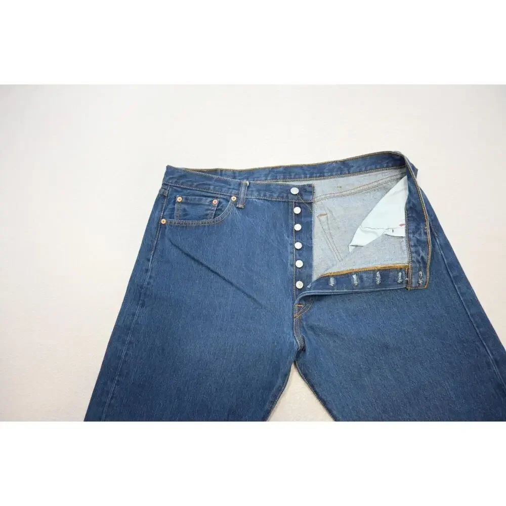 Levis color blue